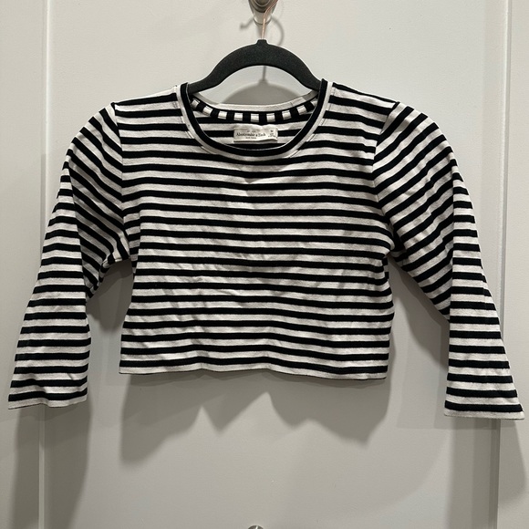 Abercrombie & Fitch Stripped Crop Top - Picture 1 of 8